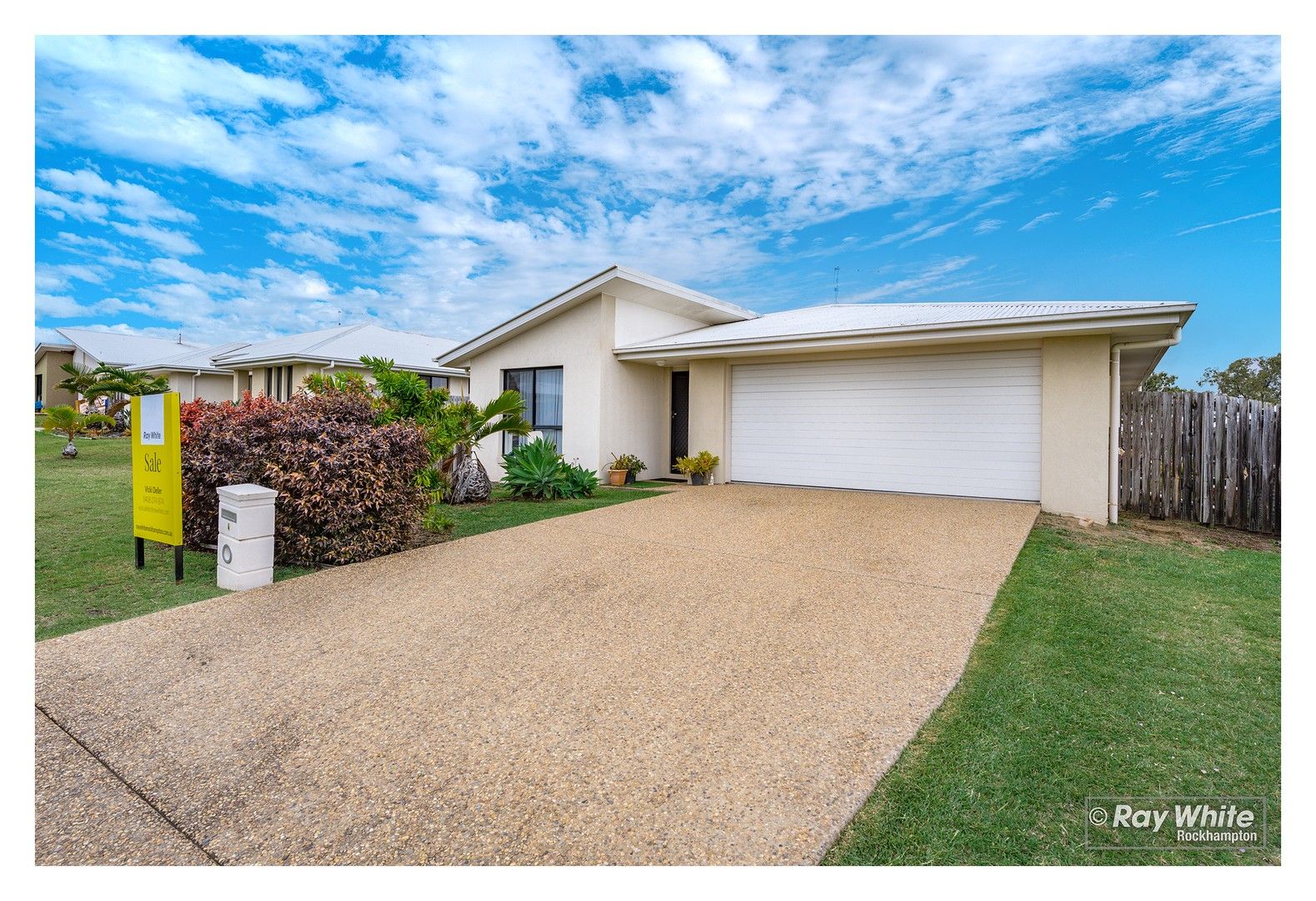 4 bedrooms House in 4 Madison Rose Drive GRACEMERE QLD, 4702