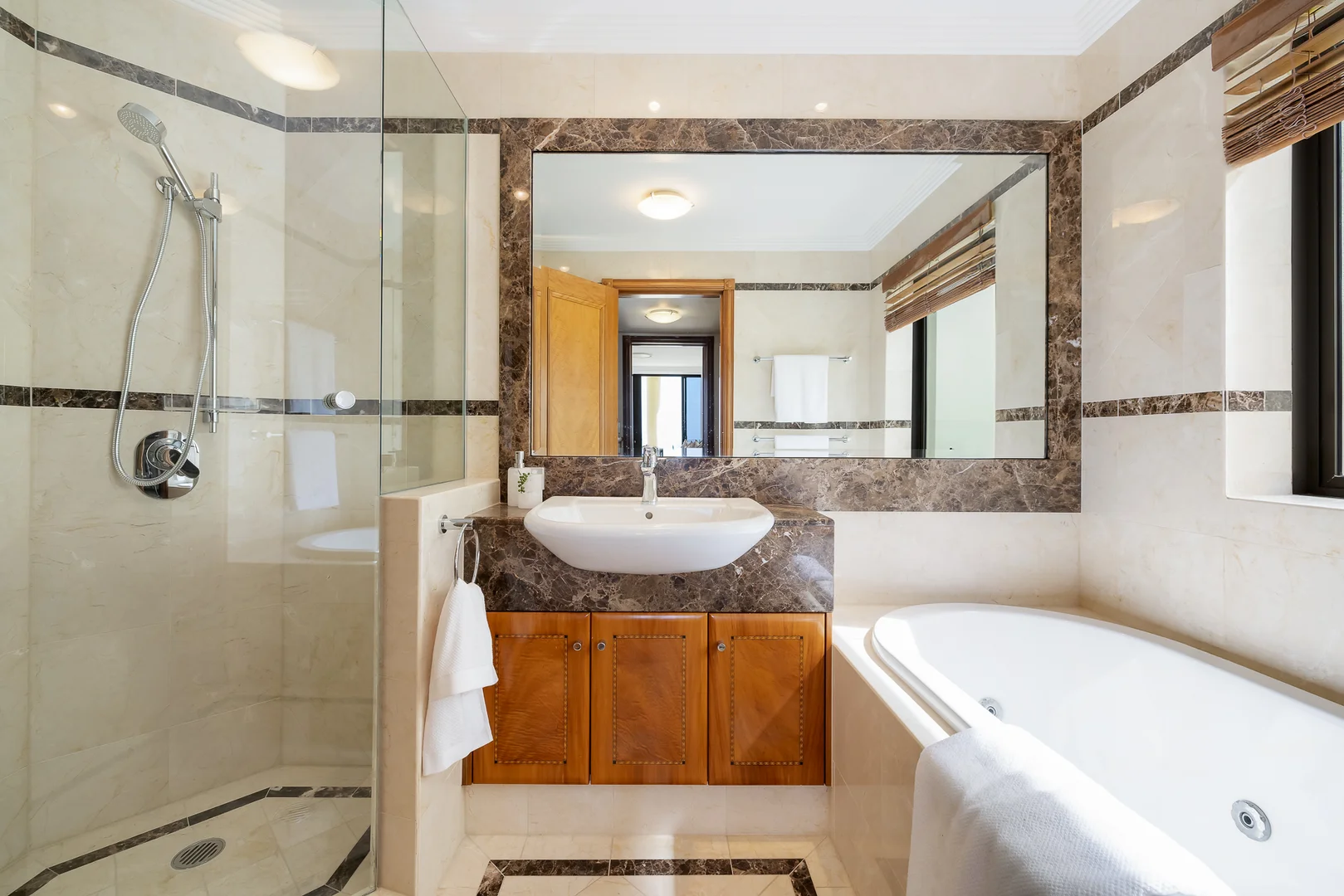 Additional image 16 of 219 & 221 Hedges Avenue, Mermaid Beach QLD 4218