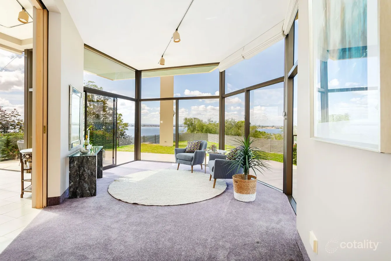 Unrivalled River & City Views - View 5
