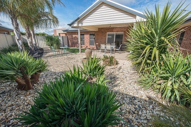 Picture of 2/29 Ashton Street, SWAN HILL VIC 3585