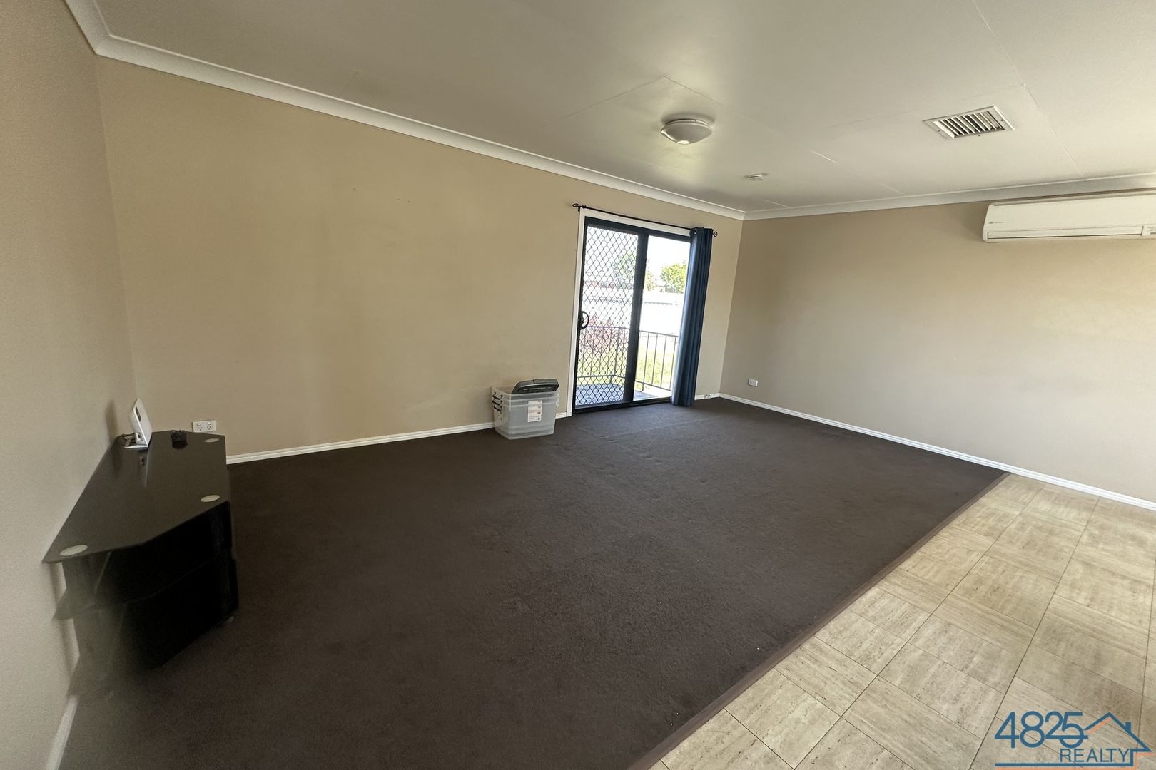 1/102 Miles Street, Mount Isa QLD 4825, Image 2