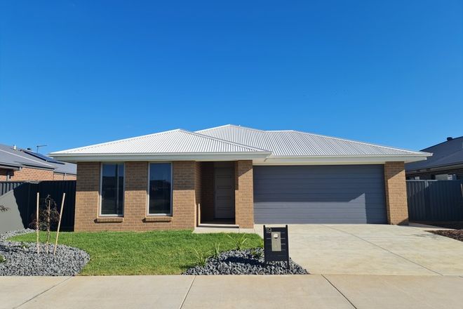 Picture of 19 Hollioake Drive, LUCAS VIC 3350