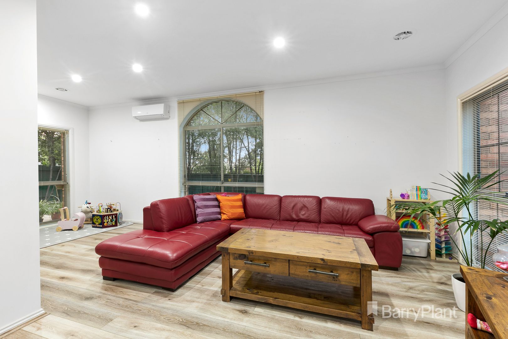 9 Sunrise Crescent, Templestowe Lower VIC 3107, Image 2