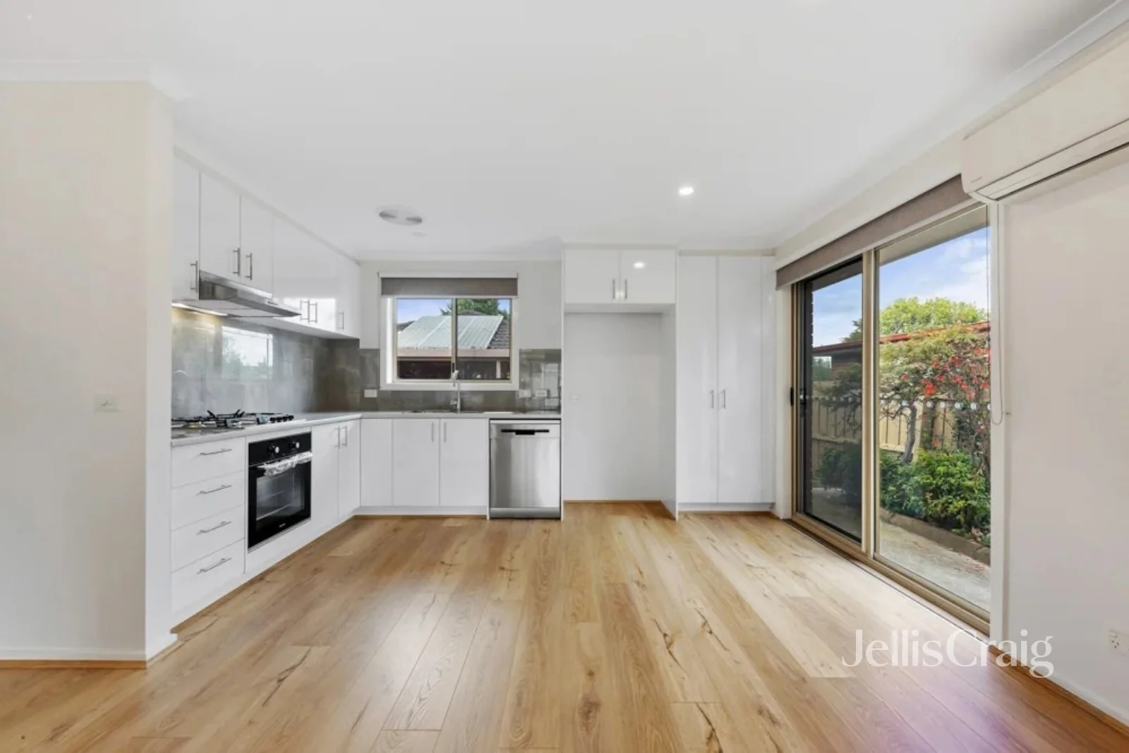Additional image 2 of 2/73 Mcewan Road, Heidelberg Heights VIC 3081