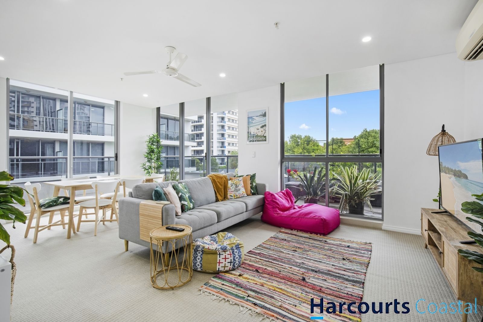 2 bedrooms Apartment / Unit / Flat in 413/3 Como Crescent SOUTHPORT QLD, 4215