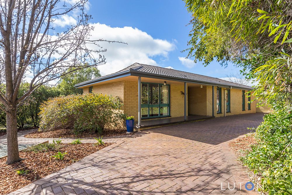 19 Shenton Crescent, Stirling ACT 2611, Image 1