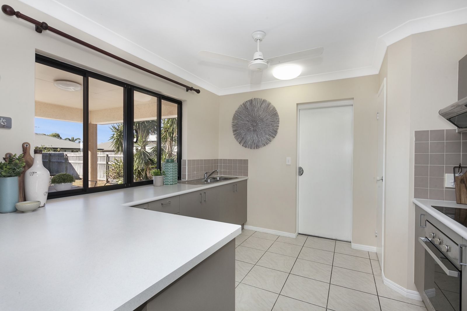 51 Louis Street, Deeragun QLD 4818, Image 2