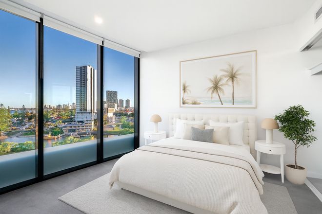 805/180 Marine Parade Labrador 4215 - Image 6