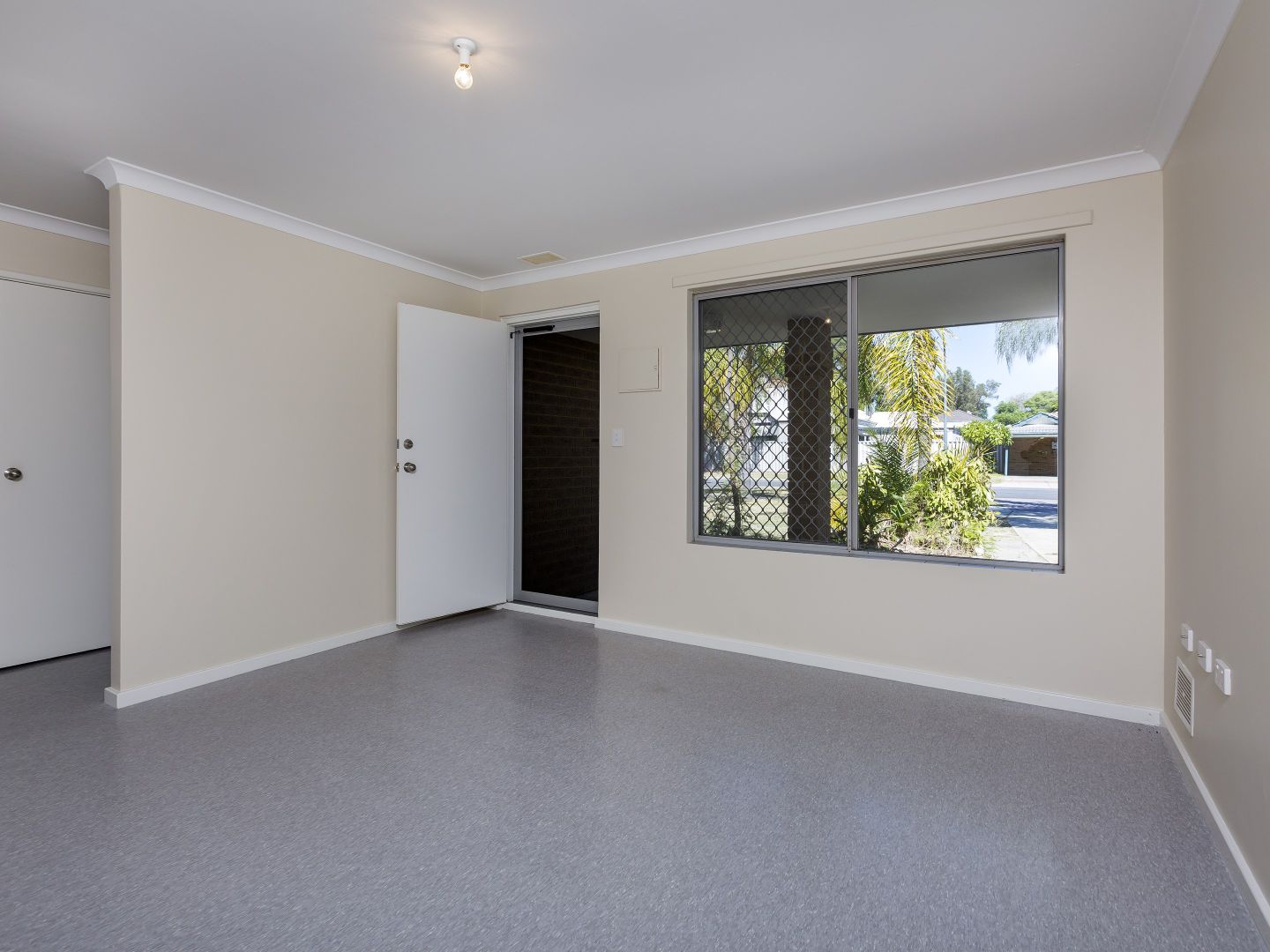 109B Gladstone Road, Rivervale WA 6103, Image 1