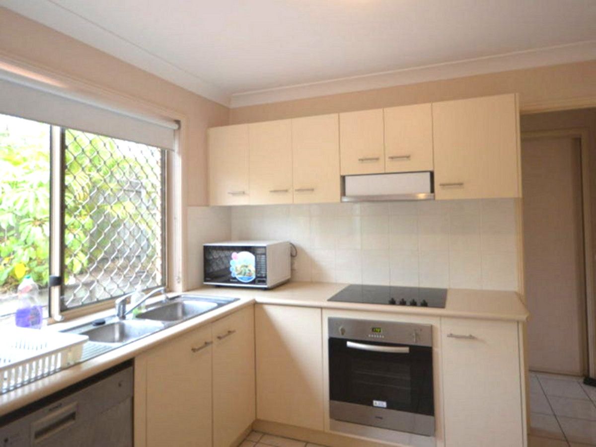 3 bedrooms House in 1 Larrell Close EIGHT MILE PLAINS QLD, 4113