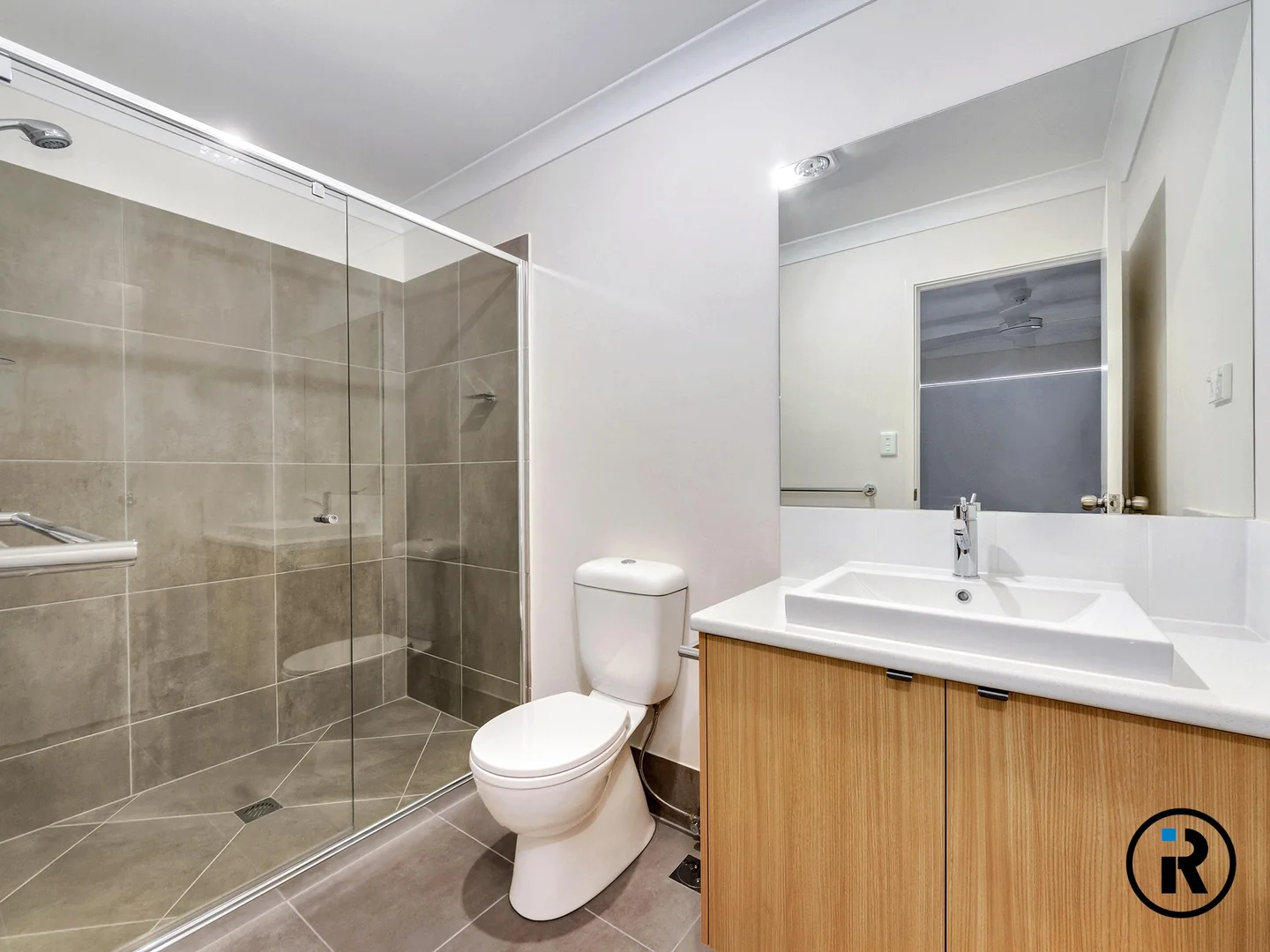 Additional image 5 of 1/24-26 Rupert Crescent, Morayfield QLD 4506