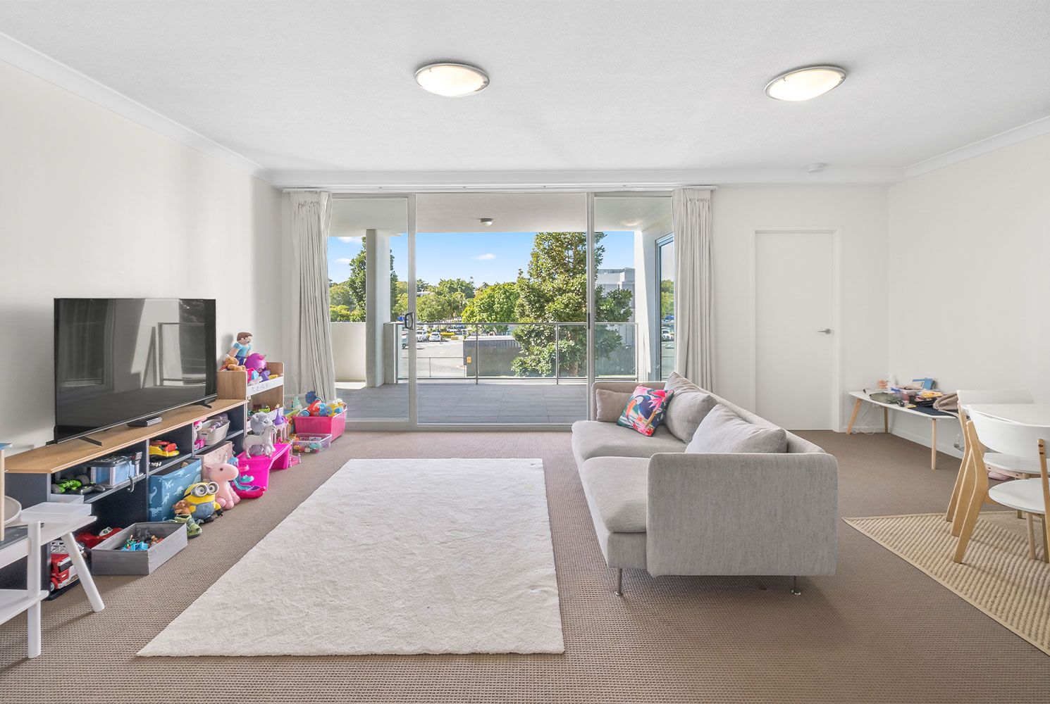 2 bedrooms Apartment / Unit / Flat in 5/23 Playfield Street CHERMSIDE QLD, 4032