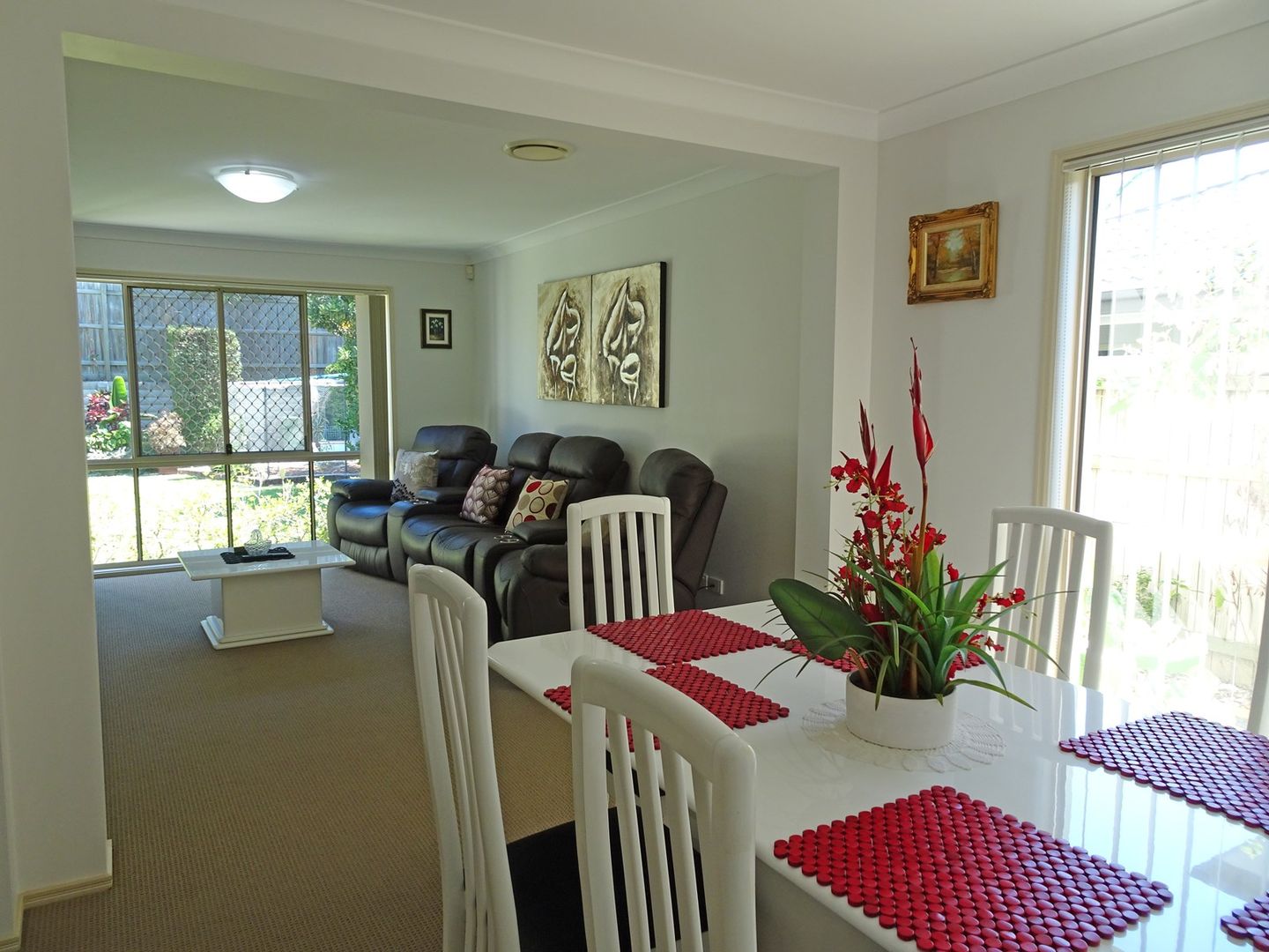 7 REDGUM PLACE, Molendinar QLD 4214, Image 2