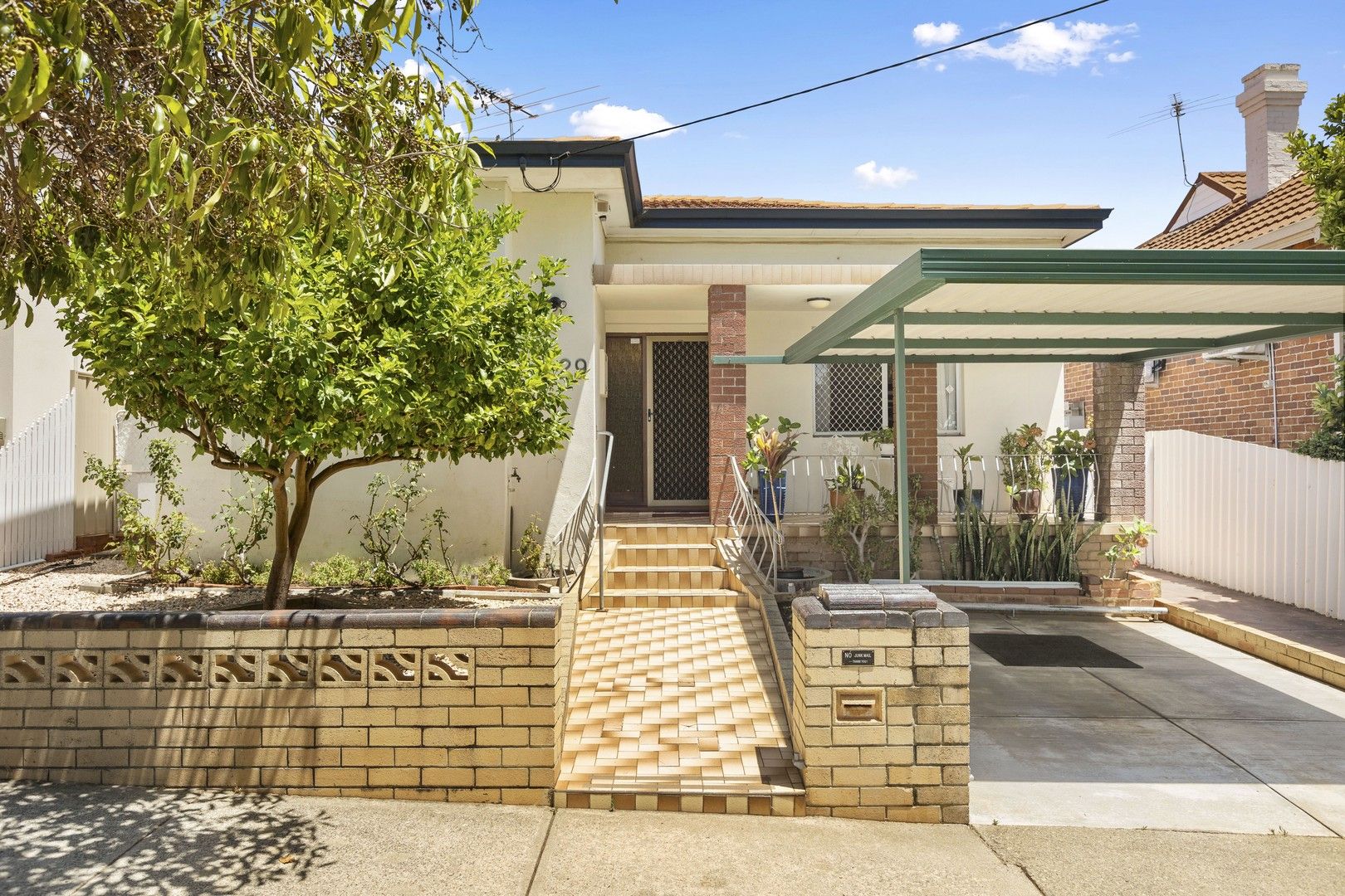 4 bedrooms House in 29 Woodville Street NORTH PERTH WA, 6006