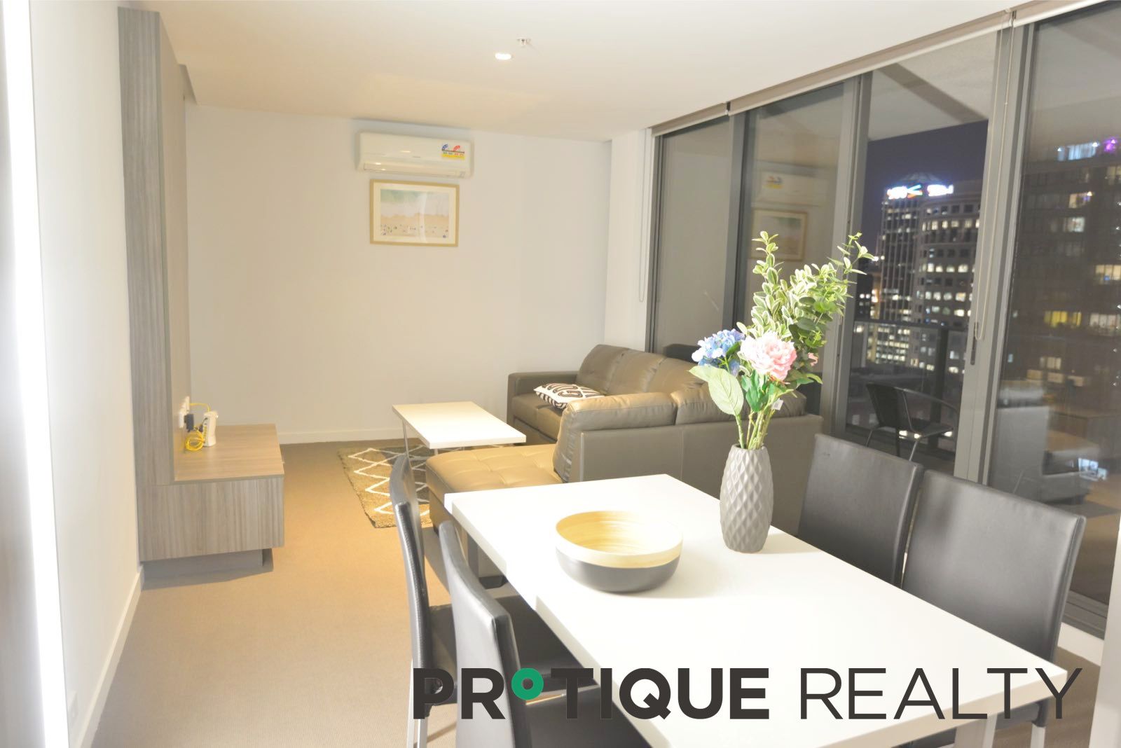 2 bedrooms Apartment / Unit / Flat in 1803/220 Spencer Street MELBOURNE VIC, 3000