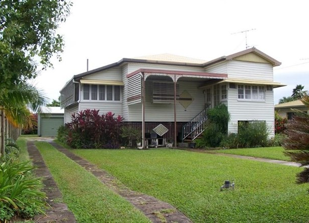 74 Tenth Street, Home Hill QLD 4806