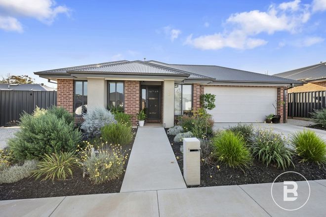 Picture of 3 Streeton Avenue, HUNTLY VIC 3551