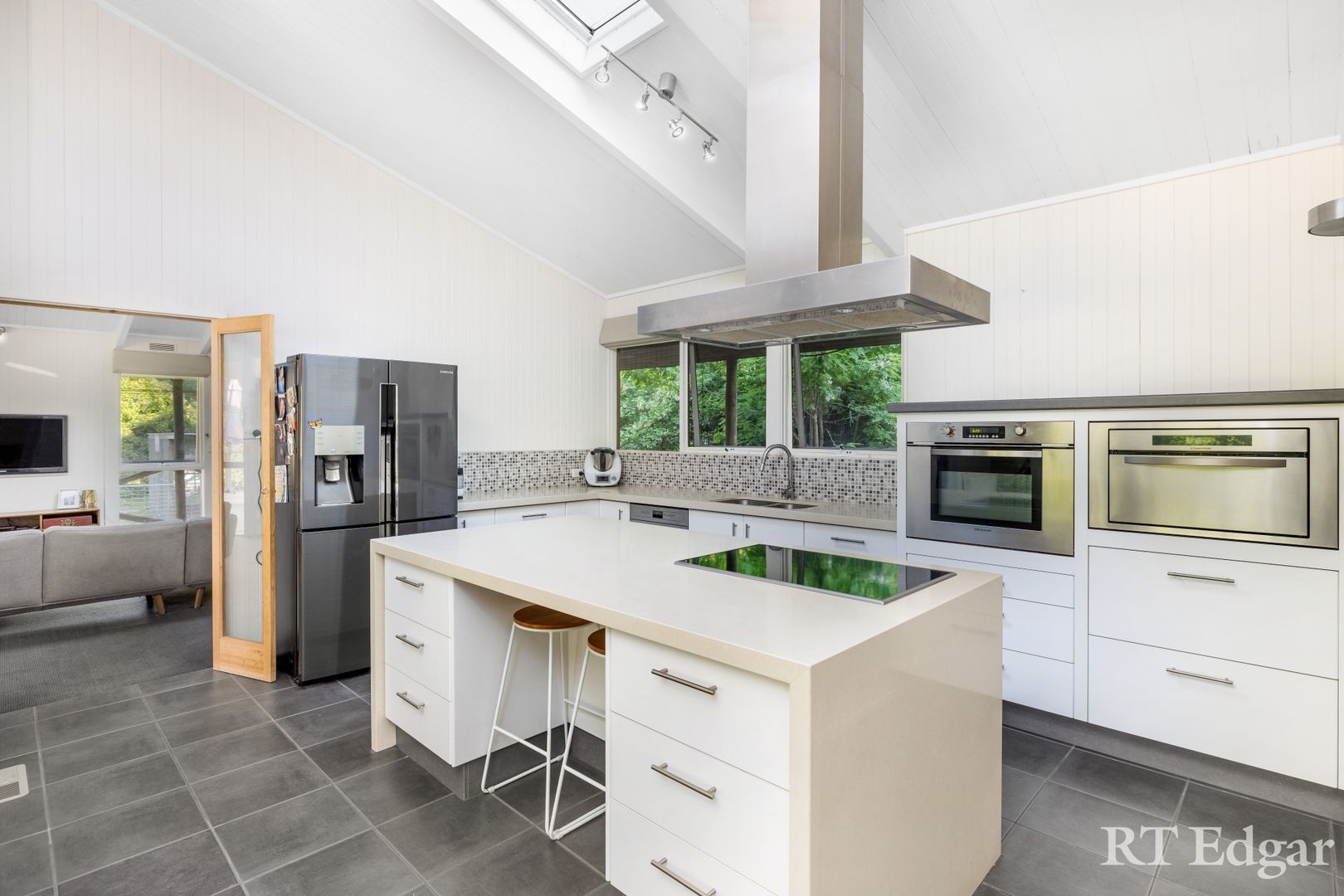 71 Bruce Street, Macedon VIC 3440 House For Rent 850 Domain