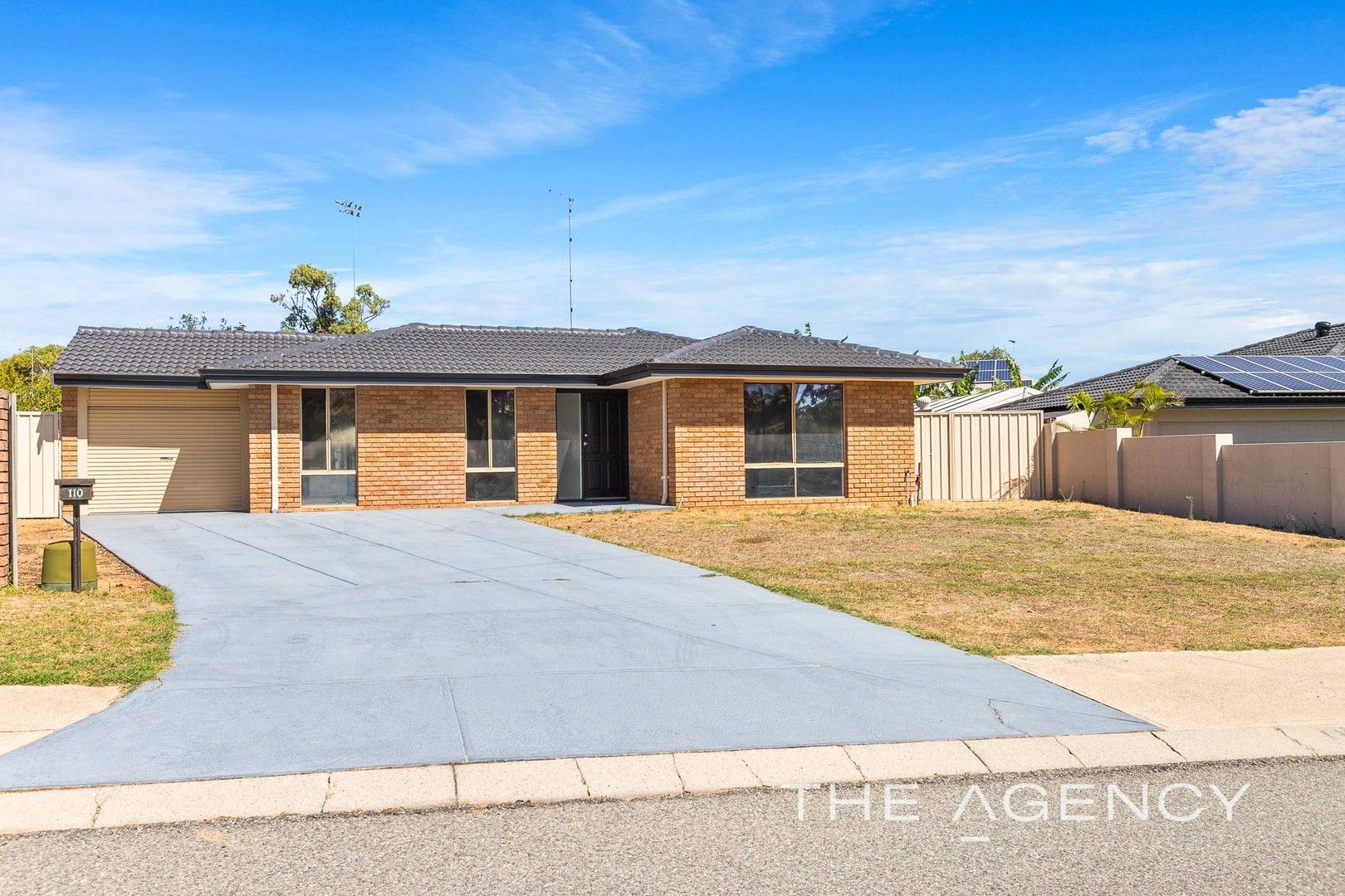 3 bedrooms House in 110 Marvell Avenue LAKE COOGEE WA, 6166