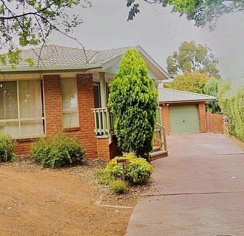 3 bedrooms House in 8 English Grove JERRABOMBERRA NSW, 2619