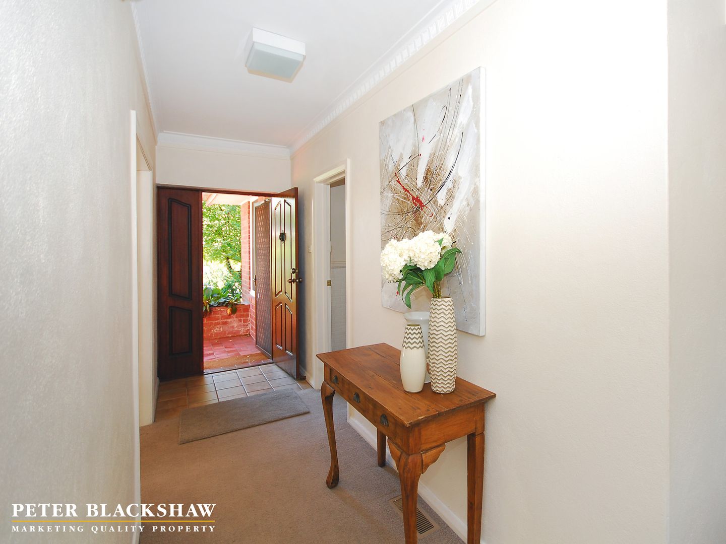 11 Savige Street, Campbell ACT 2612, Image 2