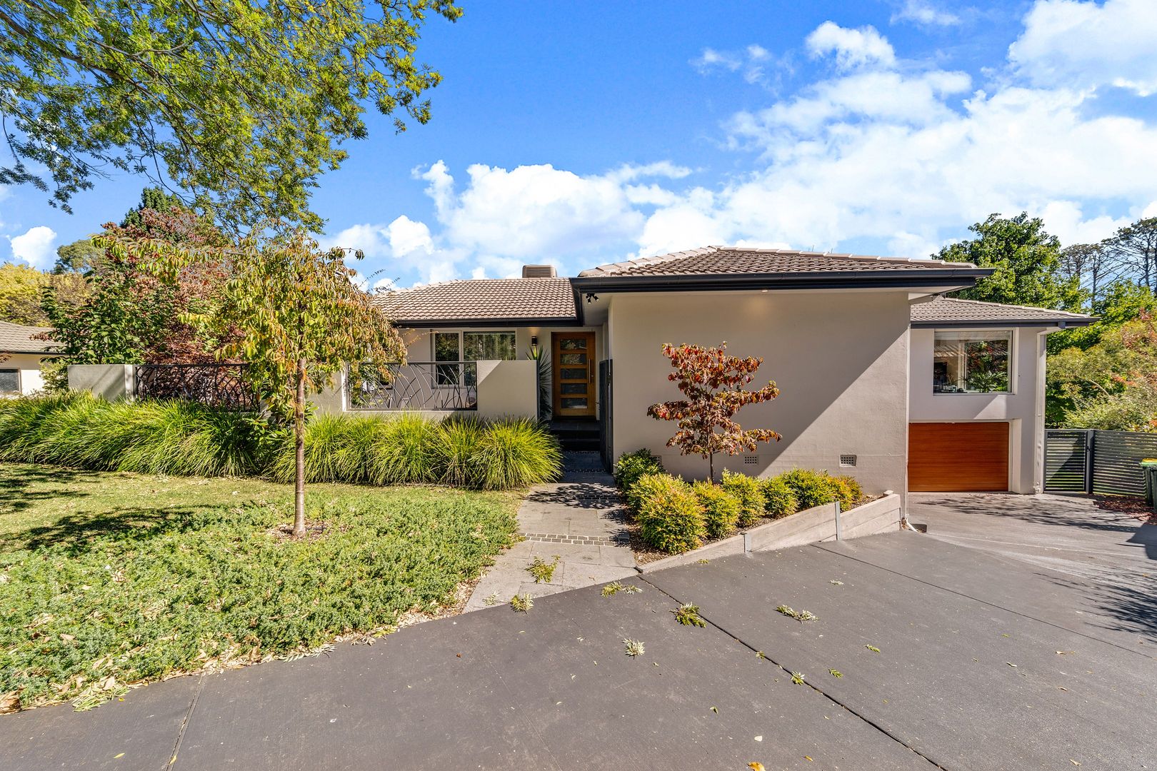 9 Ogilvie Place, Garran Property History & Address Research Domain