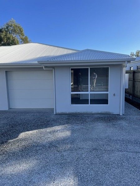 3 bedrooms Duplex in 2/8 Bundy Ct PIMPAMA QLD, 4209