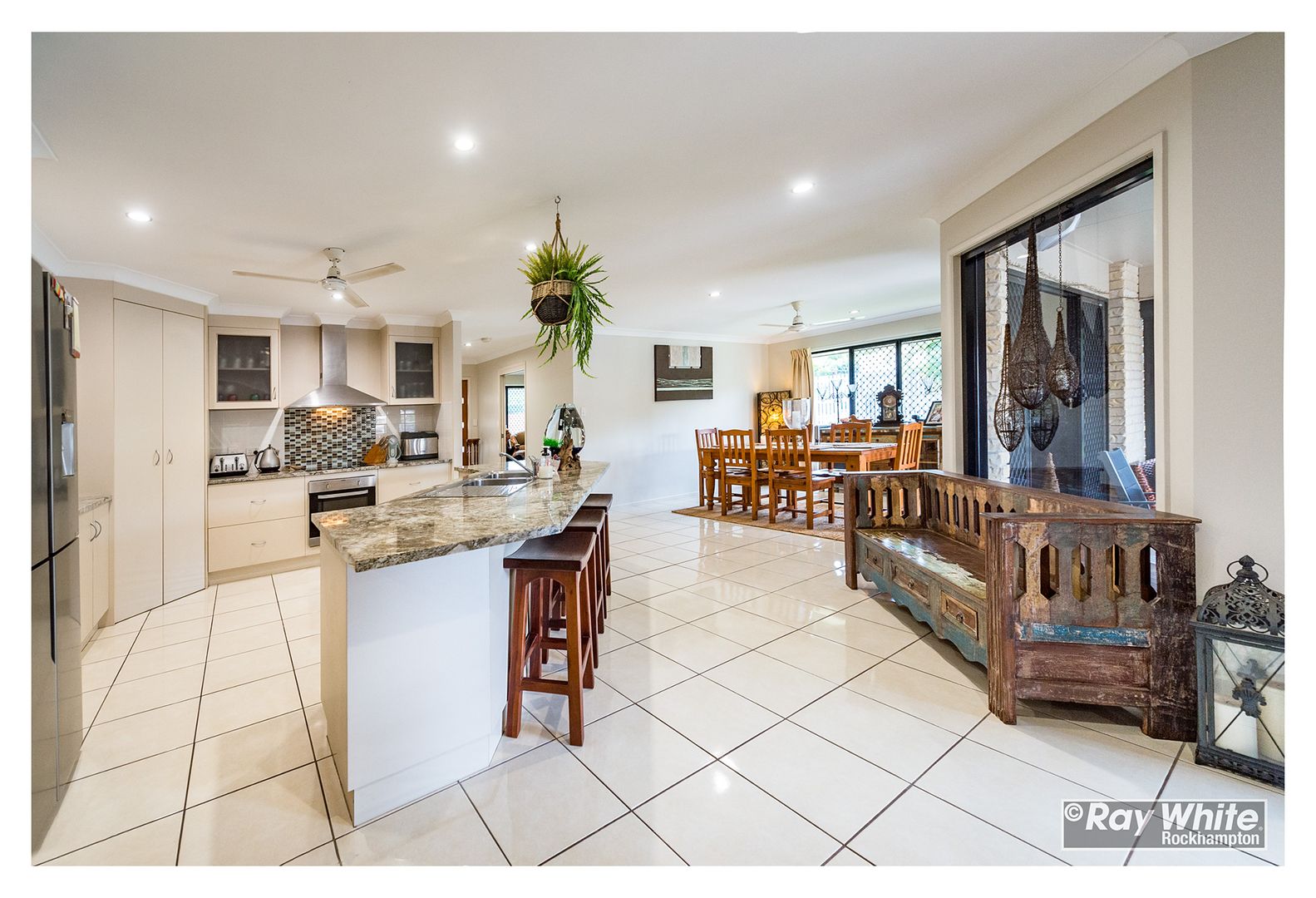 3 Walnut Avenue, Norman Gardens QLD 4701, Image 2