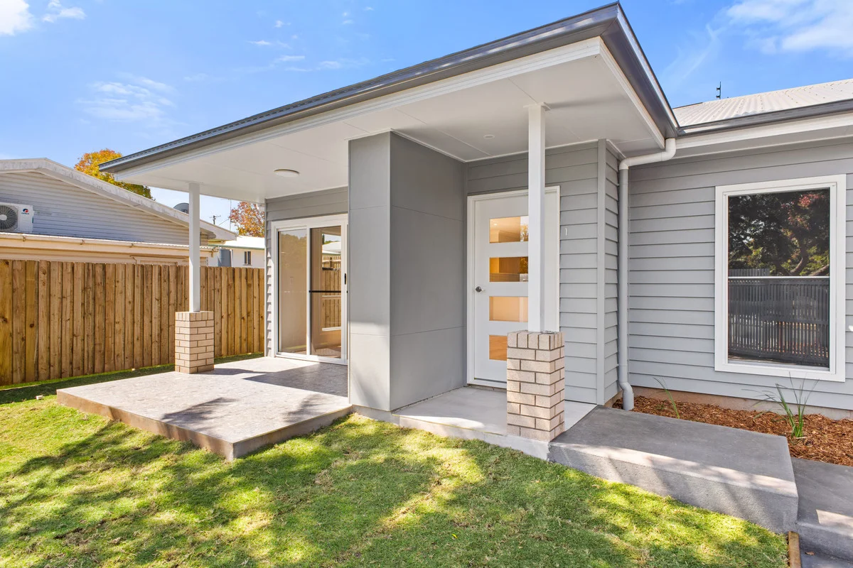 Primary image of 1/238 Mackenzie Street, Rangeville QLD 4350