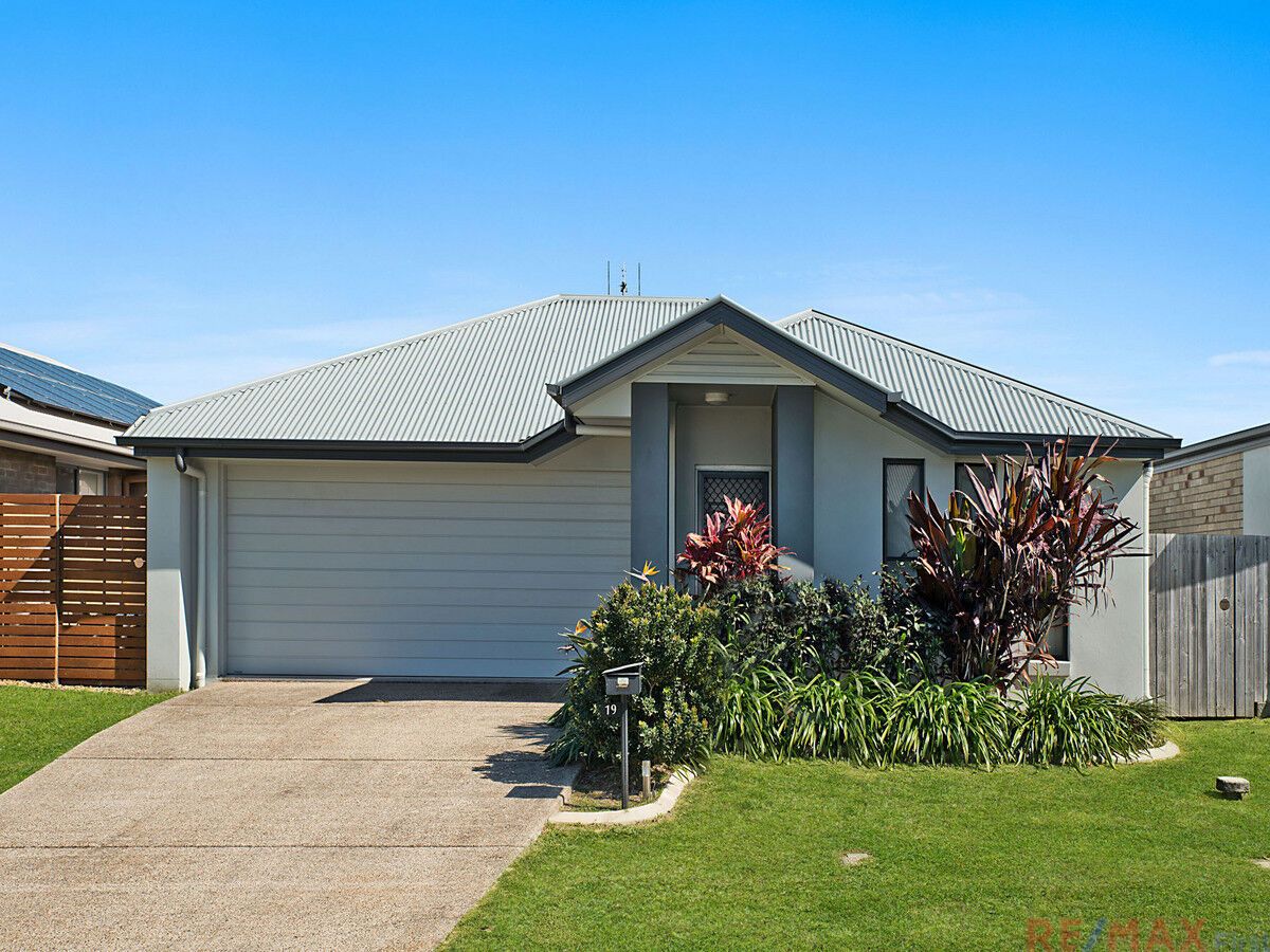 19 Haslewood Crescent, Meridan Plains QLD 4551 House For Rent 680