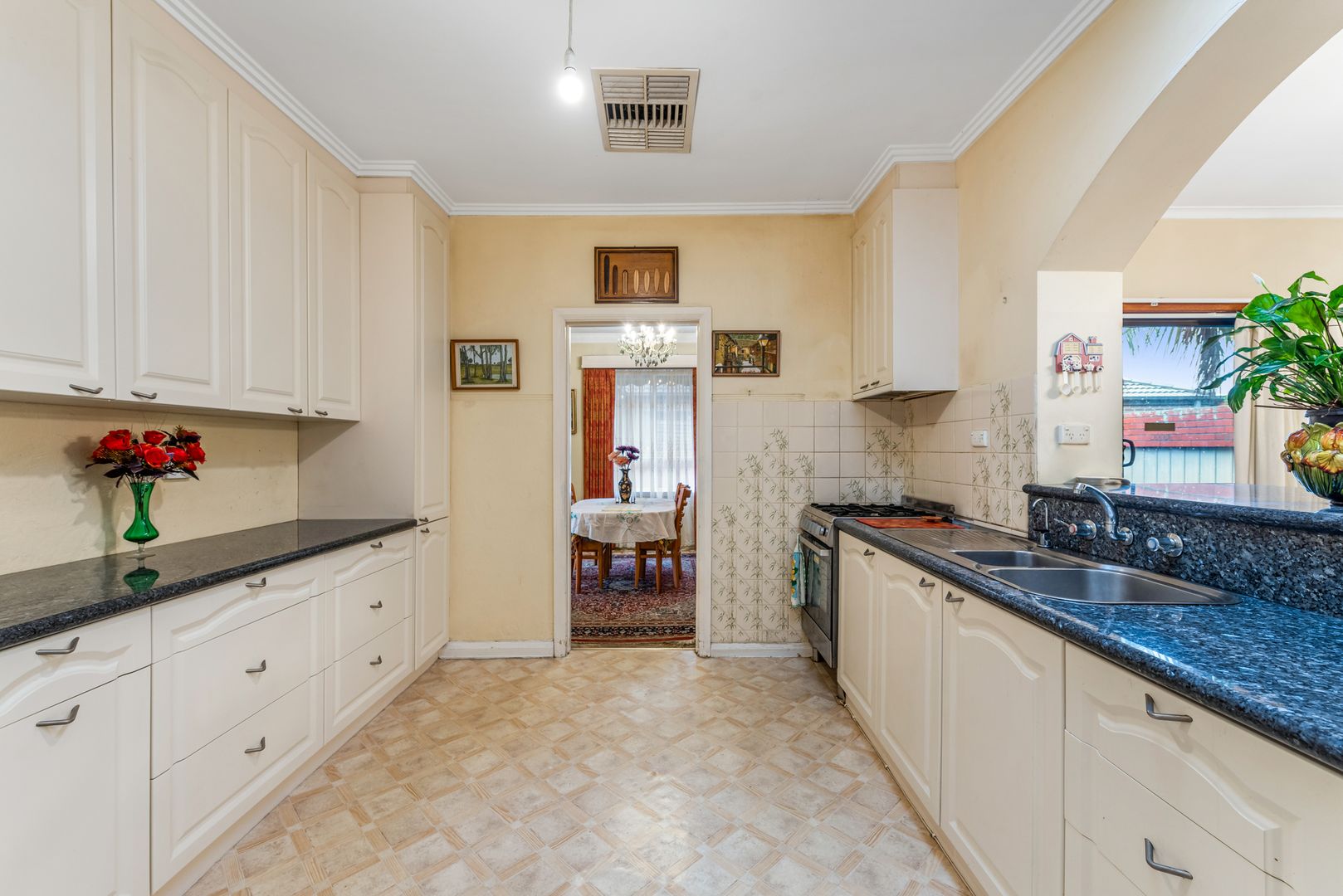 21 Huntley Road, Bentleigh VIC 3204, Image 2