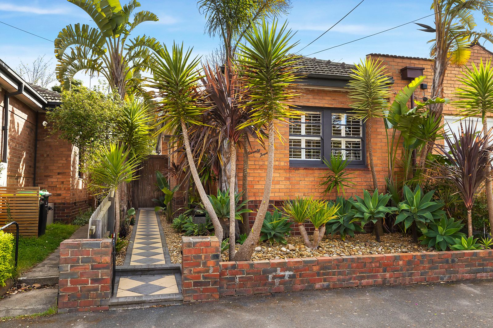 2 bedrooms House in 74 Illawarra Road FLEMINGTON VIC, 3031