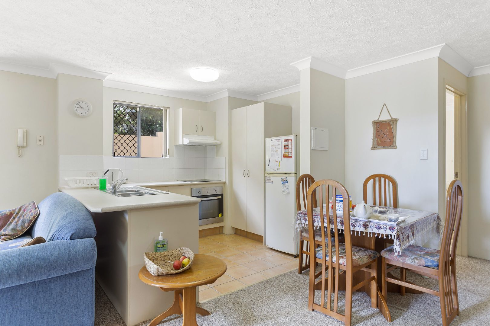 3/16-26 'Waverley Apartments', Waverley Street, Southport QLD 4215, Image 2