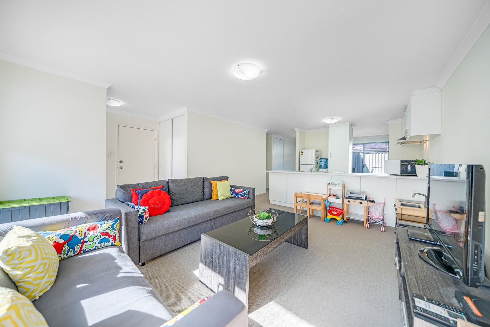 3 bedrooms Apartment / Unit / Flat in 8 Bynder lane MEDINA WA, 6167