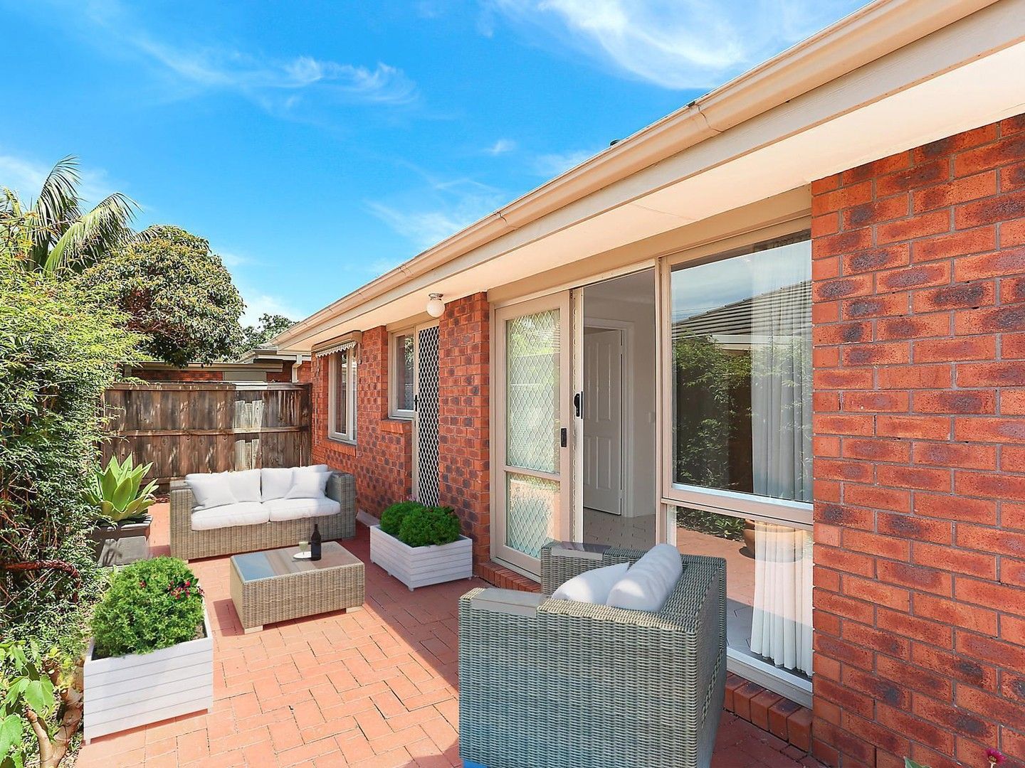 2 bedrooms Apartment / Unit / Flat in 17/15A Wattle Grove MCKINNON VIC, 3204