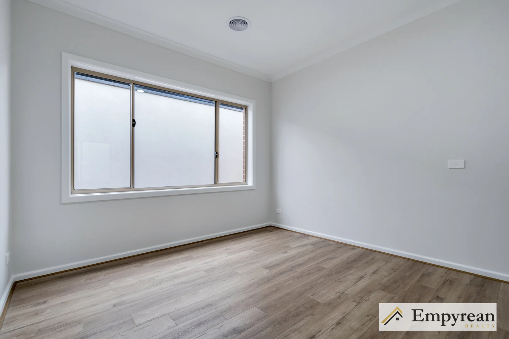 Additional image 16 of 5 Sandon Crescent, Donnybrook VIC 3064