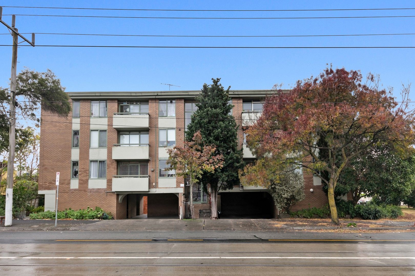 1 bedrooms Apartment / Unit / Flat in 8/1 Armadale Street ARMADALE VIC, 3143
