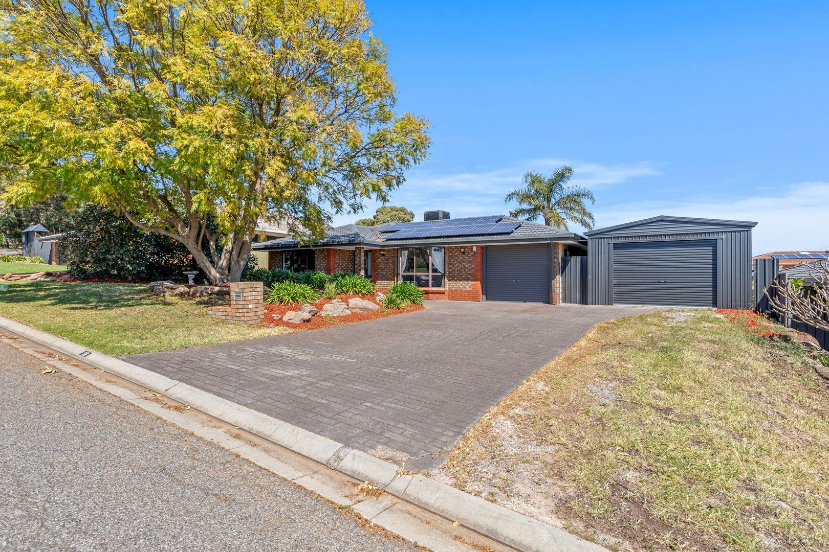 19 Priory Road, Gulfview Heights SA 5096, Image 1