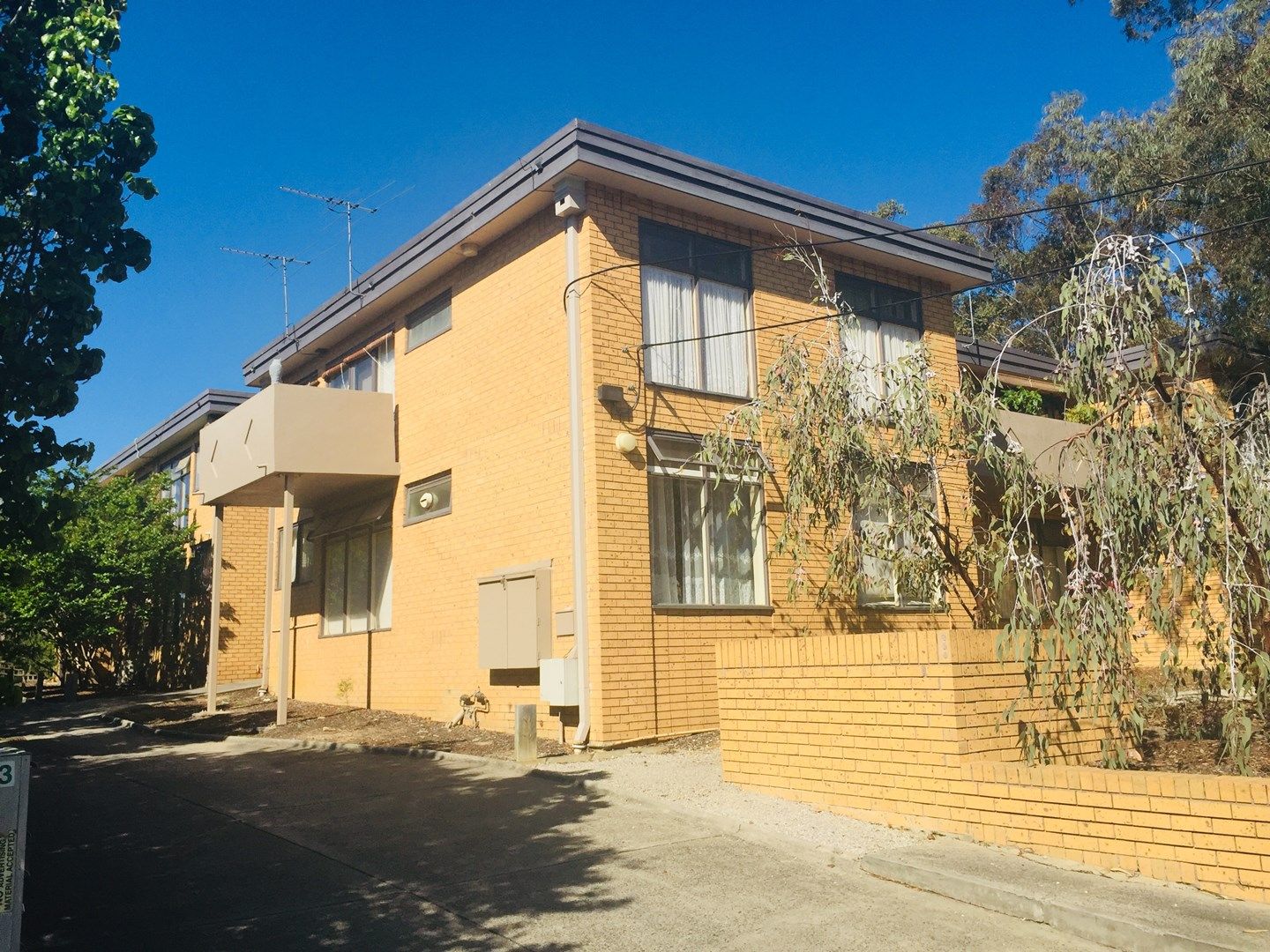2 bedrooms Apartment / Unit / Flat in 10/43-45 Kent Road BOX HILL VIC, 3128
