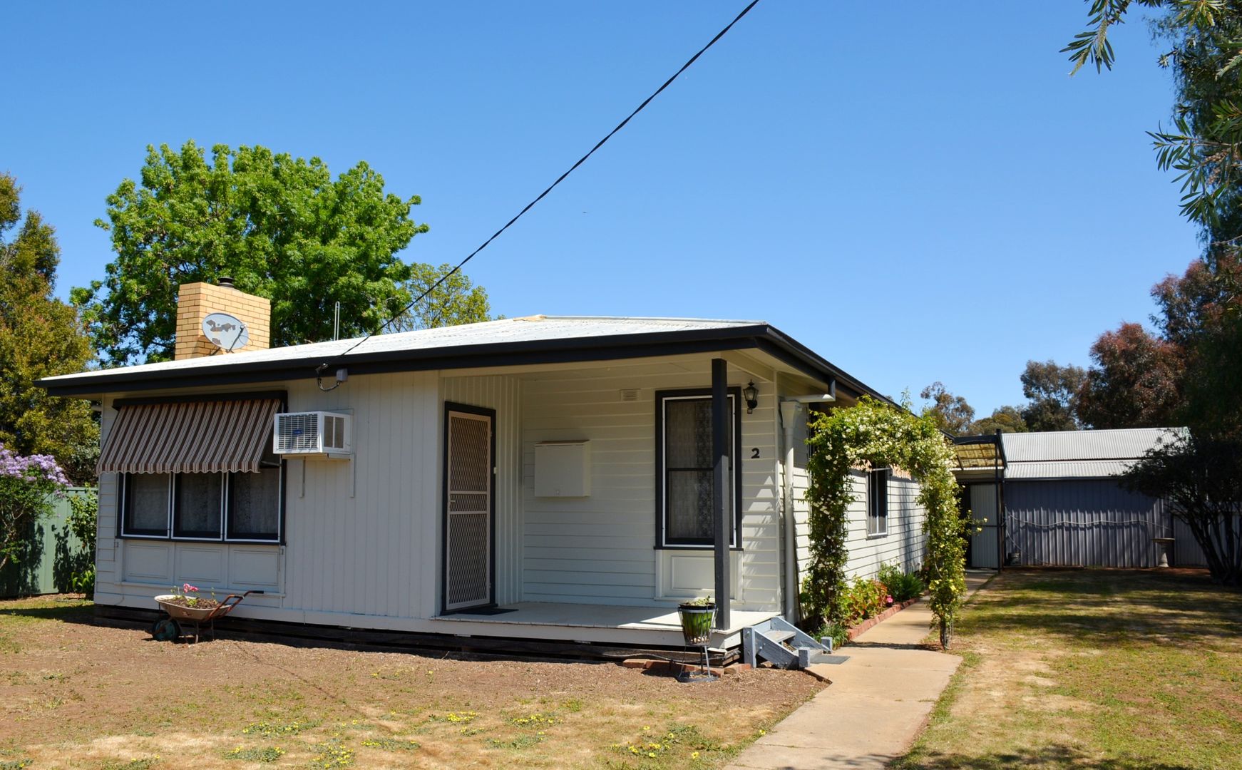 2 Currajong Ave, Katamatite VIC 3649, Image 2