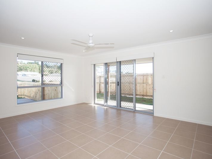 3 bedrooms House in 1/42 Fairway Drive BAKERS CREEK QLD, 4740