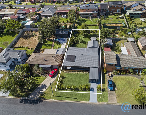 8 Mirroola Crescent, Toormina NSW 2452