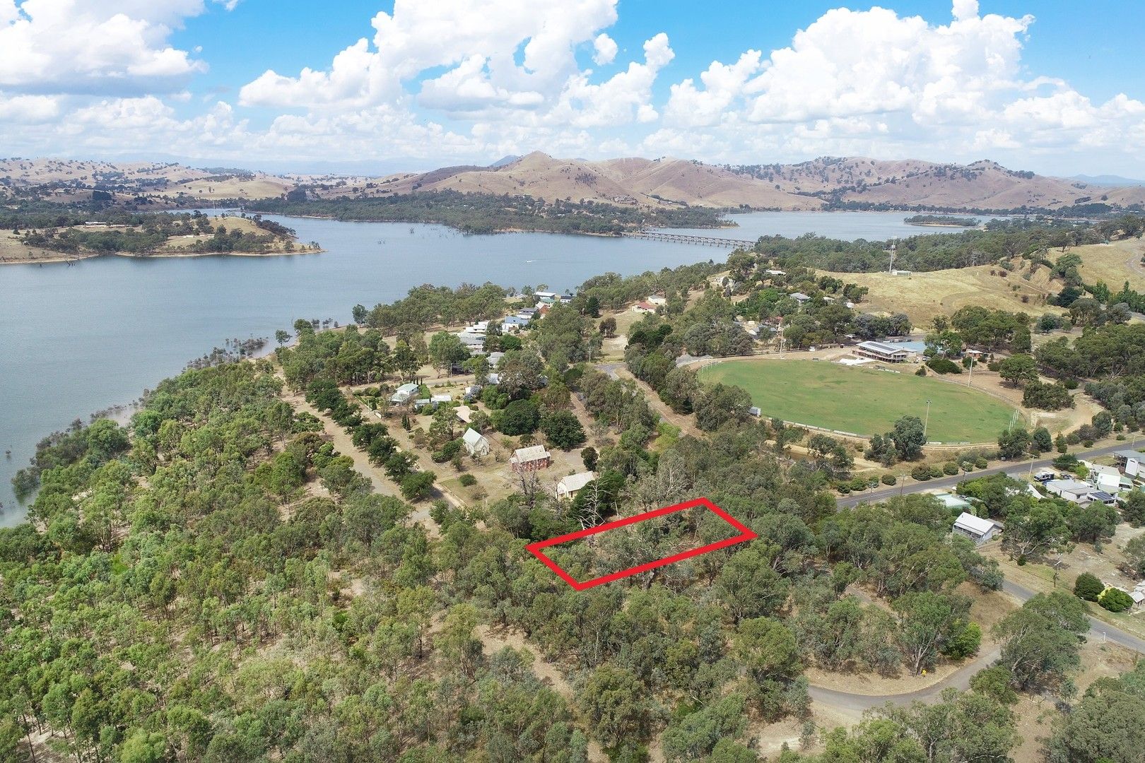 11 Church Street, Bonnie Doon VIC 3720, Image 0