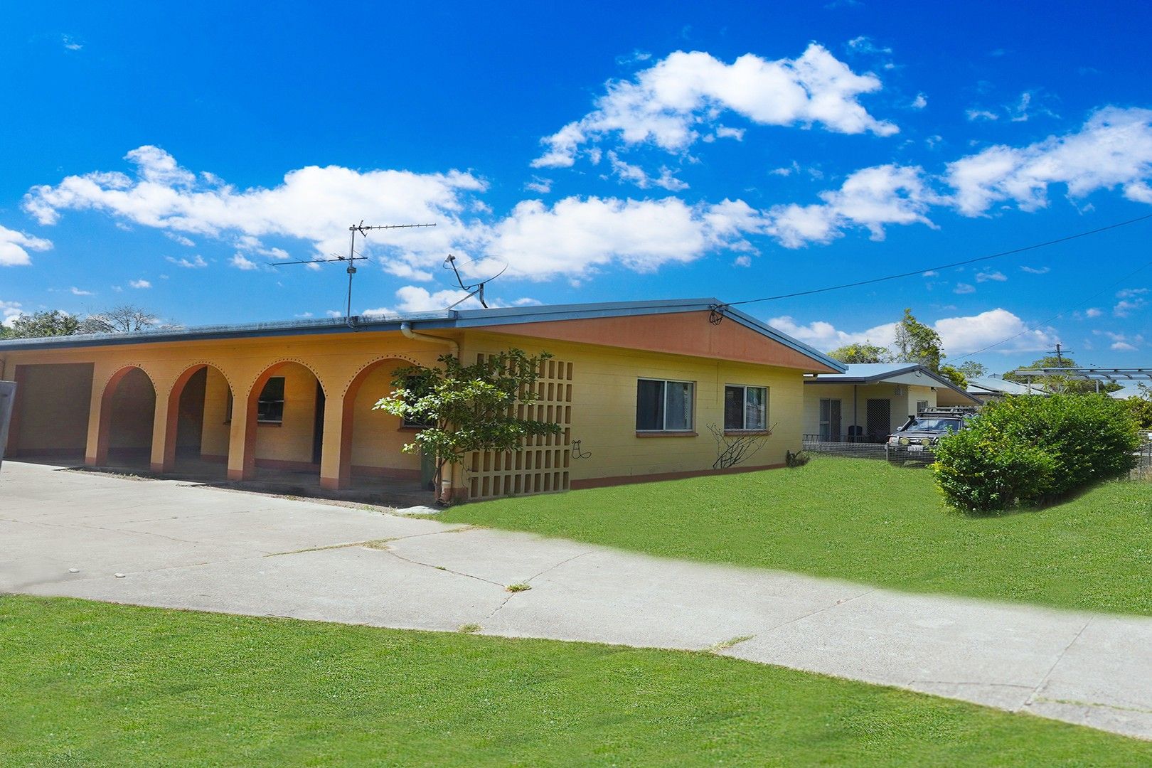 Mareeba QLD 4880 2 beds apartment for Rent, 320pw 16995897 Domain