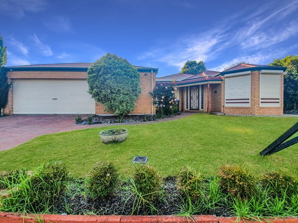 22 Willowgreen Way, Point Cook VIC 3030