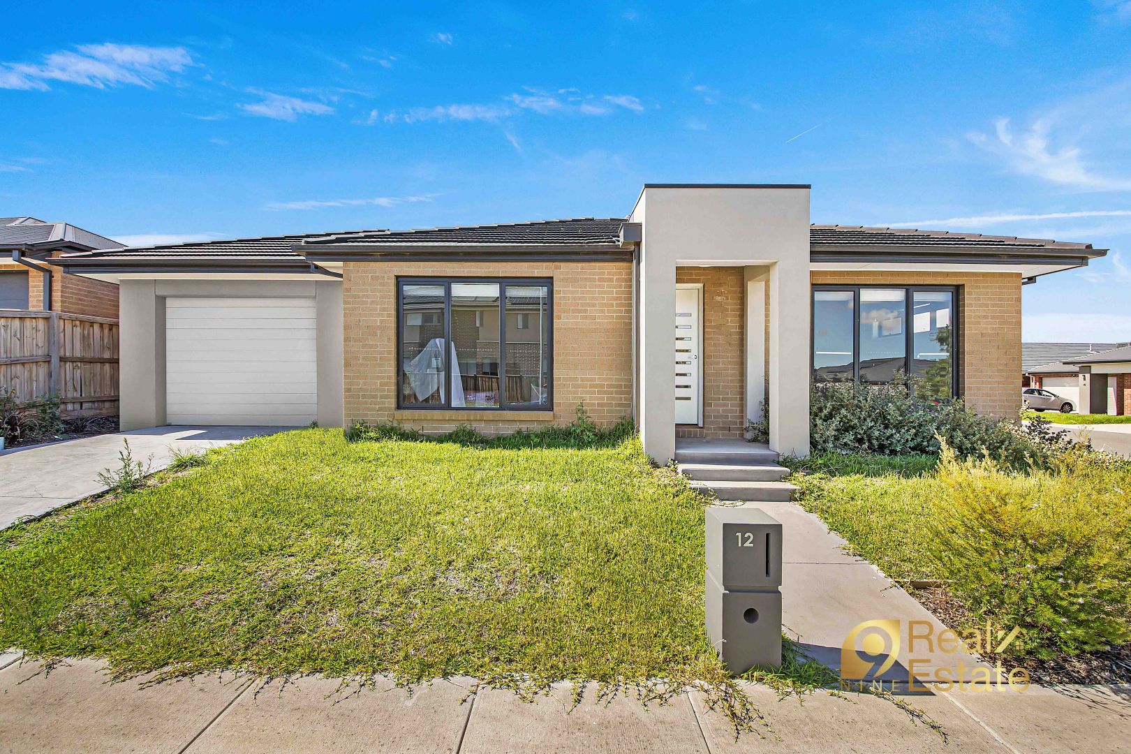 12 Coconut Rd, Manor Lakes VIC 3024, Image 2