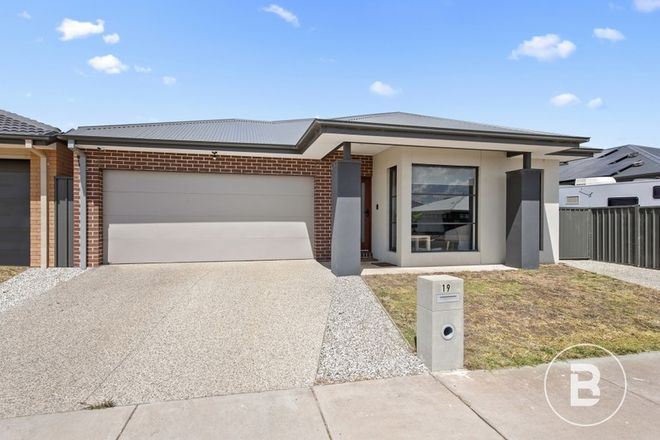 Picture of 19 Mary Drive, ALFREDTON VIC 3350