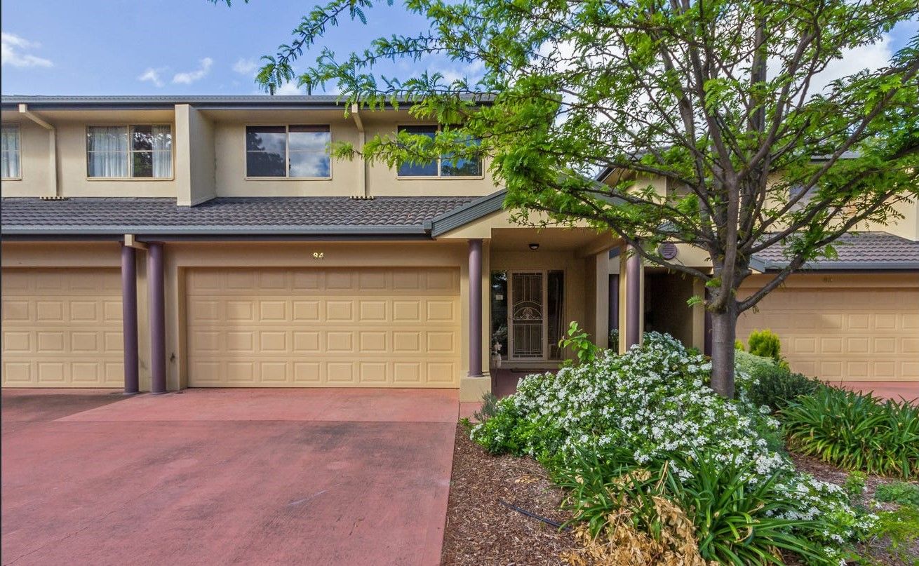 3 bedrooms Townhouse in 84/50 Ellenborough Street LYNEHAM ACT, 2602
