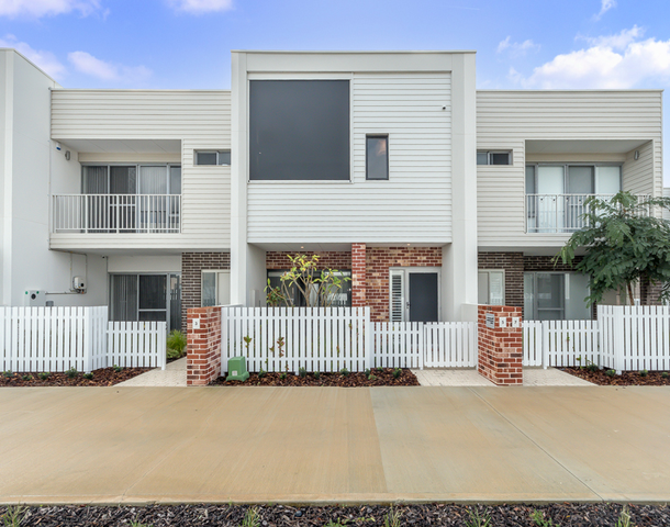 5 Catseye Walk, Treeby WA 6164