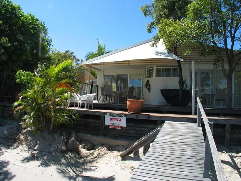 19 Mossman Court, NOOSA SOUND QLD 4567, Image 2